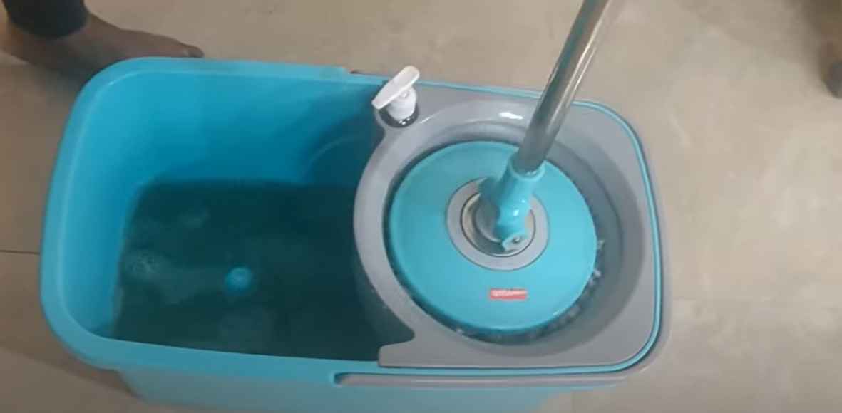 Why Does My Floor Have Streaks After Mopping?