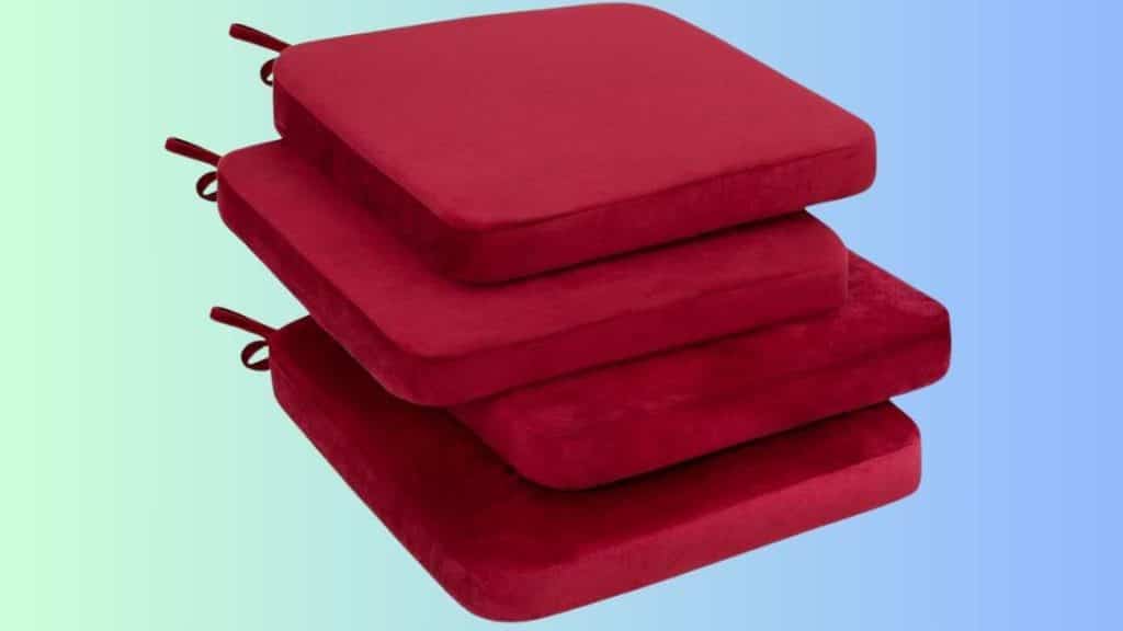Tips For Fluffing Stuffing And Re-shaping Chair Pads
