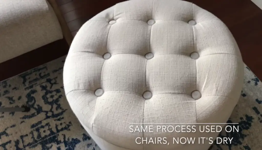 How to Clean Upholstery Chairs Without a Machine